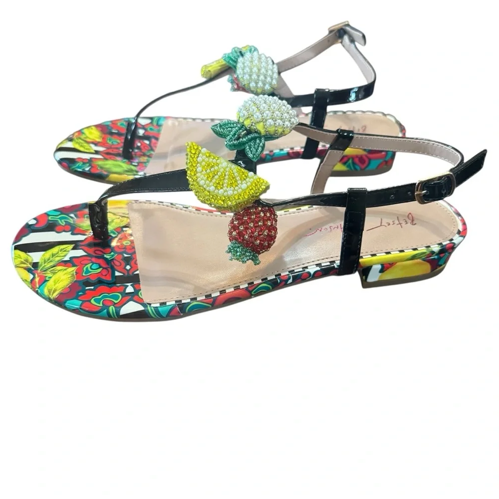 Betsey Johnson Aniston Black T Strap Sandals Size 6.5 - Picture 6 of 10